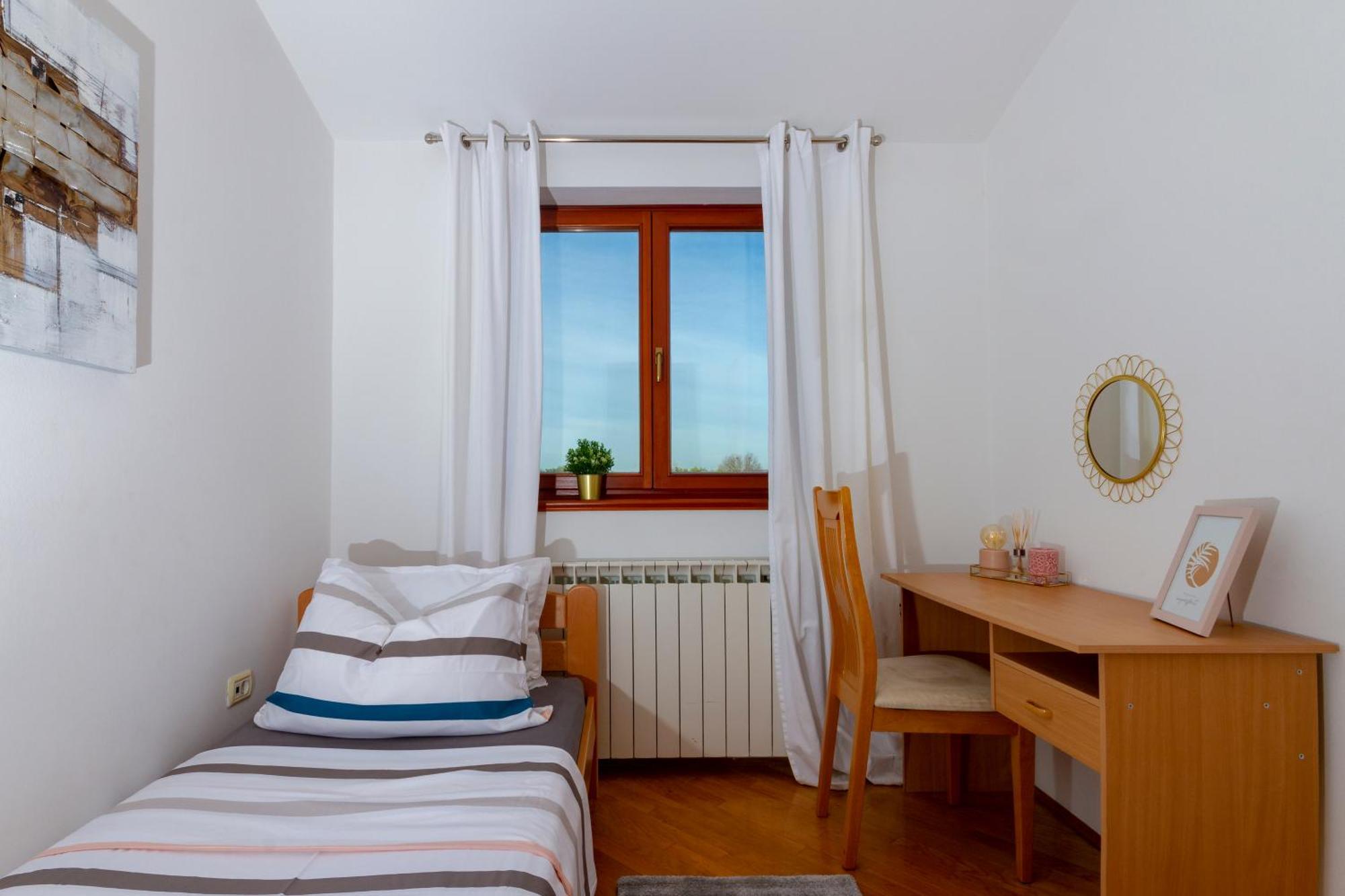 Apartman Mirjan Pula Luaran gambar